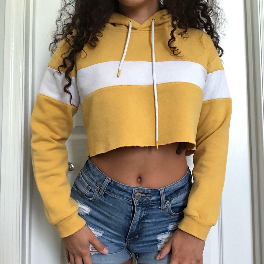 Garage Crop Top Hoodie